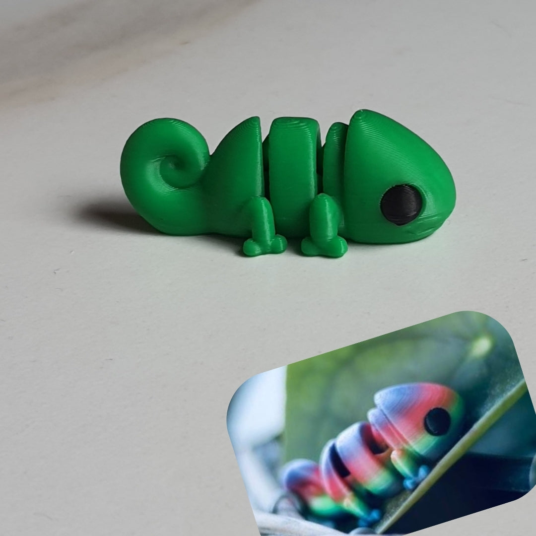 Tiny Chameleon, made by Printixie