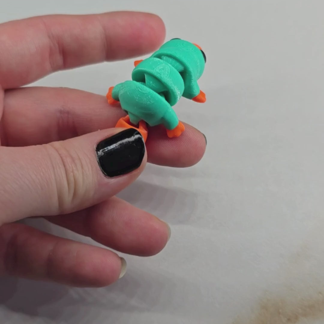 Tiny Platypus – a cute and flexible 3D printed toy. Made by Printixie