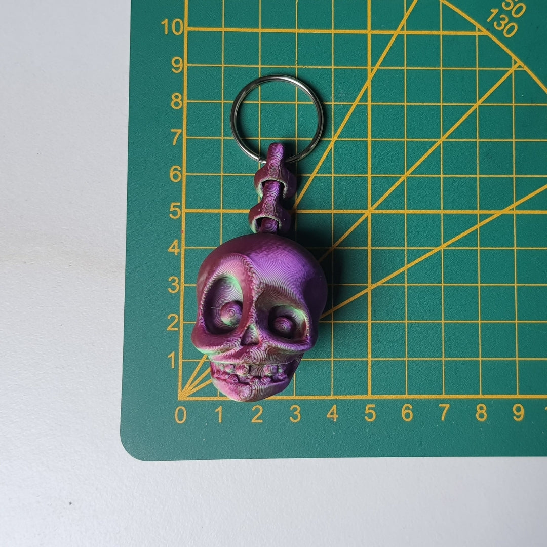 Skull Keychain – Articulated 3D Printed Gothic Toy – Printixie